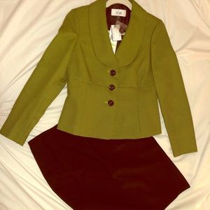 Le Suit 2 piece suit